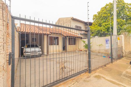 Casa para alugar com 89m², 2 quartos e 1 vaga Casa para alugar com 89m², 2 quartos e 1 vagaFachada