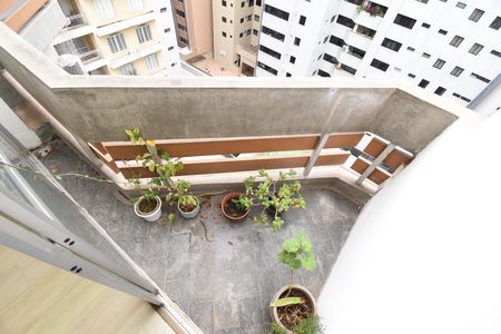 Apartamento à venda com 83m², 3 quartos e 1 vagaSacada da Sala