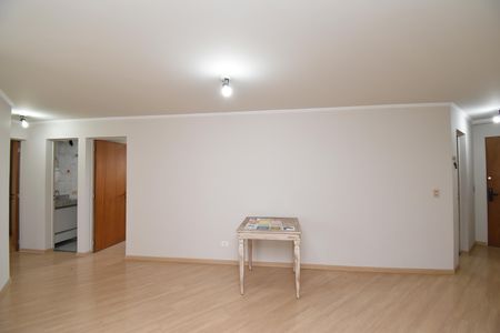 Apartamento à venda com 83m², 3 quartos e 1 vagaSala