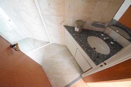 Apartamento à venda com 83m², 3 quartos e 1 vagaBanheiro da Suíte