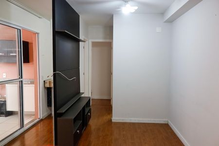sala de apartamento para alugar com 2 quartos, 47m² em Santa Maria, Osasco