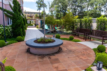 Apartamento para alugar com 47m², 2 quartos e 1 vagaÁrea comum