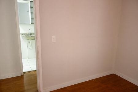 Quarto 1 de apartamento para alugar com 2 quartos, 47m² em Santa Maria, Osasco