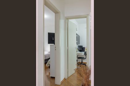 Apartamento à venda com 56m², 2 quartos e 1 vaga Apartamento à venda com 56m², 2 quartos e 1 vagaCorredor