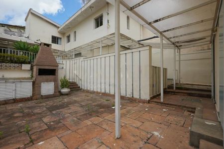 Casa à venda com 439m², 6 quartos e 7 vagas