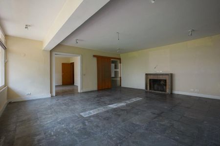 Casa à venda com 439m², 6 quartos e 7 vagas