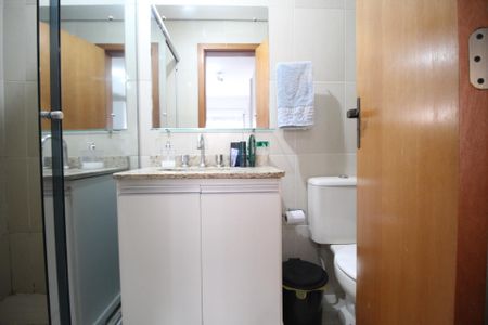 Apartamento à venda com 59m², 2 quartos e 1 vagaBanheiro da Suíte 1