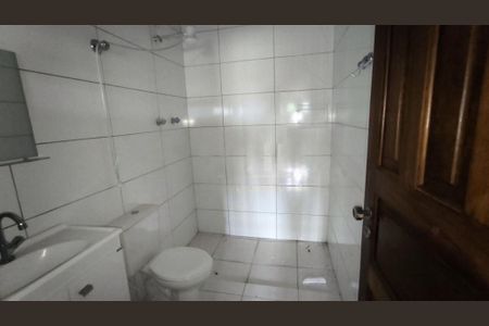 Casa à venda com 100m², 2 quartos e 2 vagas