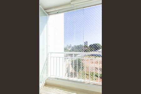 Apartamento à venda com 85m², 3 quartos e 2 vagasVaranda Quarto 2