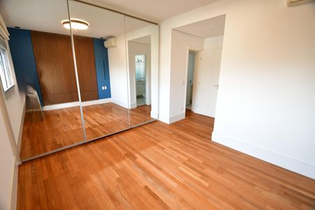 Apartamento para alugar com 130m², 3 quartos e 3 vagasQuarto 3 - Suíte
