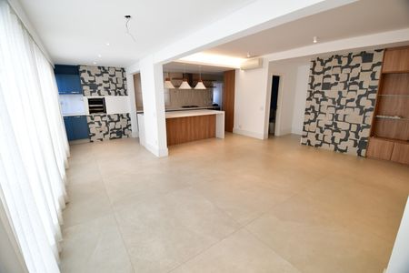 Apartamento para alugar com 130m², 3 quartos e 3 vagasSala