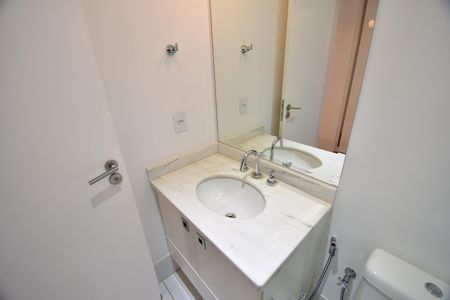 Apartamento para alugar com 130m², 3 quartos e 3 vagasBanheiro Social