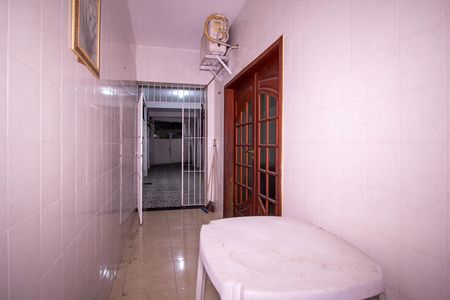 Casa para alugar com 80m², 2 quartos e 1 vaga Casa para alugar com 80m², 2 quartos e 1 vagaQuintal