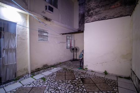 Casa para alugar com 80m², 2 quartos e 1 vaga Casa para alugar com 80m², 2 quartos e 1 vagaQuintal