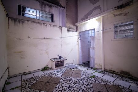 Casa para alugar com 80m², 2 quartos e 1 vaga Casa para alugar com 80m², 2 quartos e 1 vagaQuintal