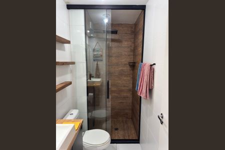 Banheiro de apartamento para alugar com 1 quarto, 38m² em Vila Paulista, São Paulo