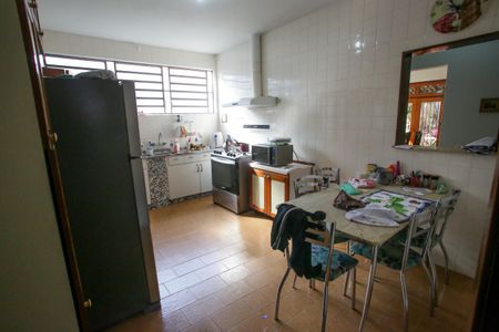 Casa para alugar com 285m², 3 quartos e 5 vagasCozinha