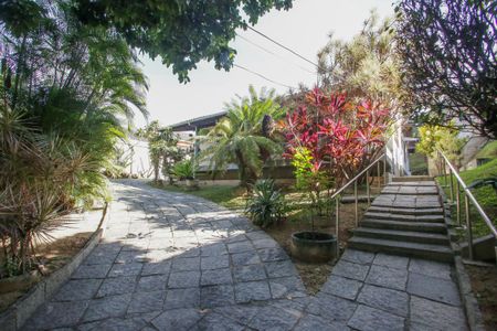 Casa para alugar com 285m², 3 quartos e 5 vagasFrente da Casa