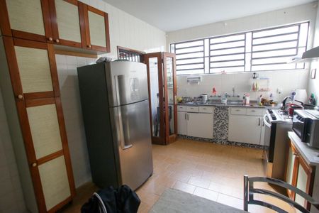 Casa para alugar com 285m², 3 quartos e 5 vagasCozinha