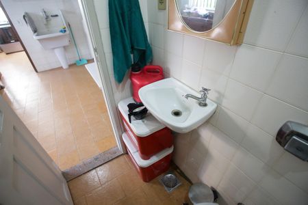 Casa para alugar com 285m², 3 quartos e 5 vagasBanheiro de Serviço