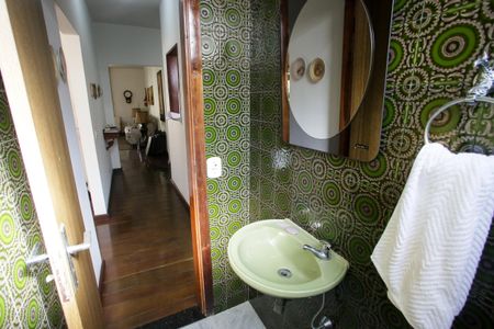 Casa para alugar com 285m², 3 quartos e 5 vagasLavabo