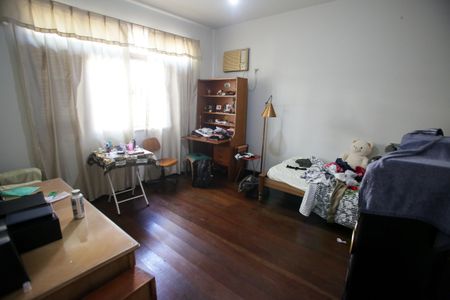 Casa para alugar com 285m², 3 quartos e 5 vagasQuarto 2