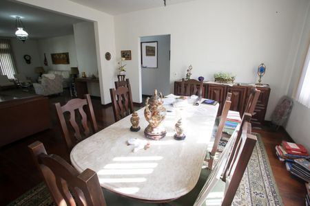 Casa para alugar com 285m², 3 quartos e 5 vagasSala de Jantar