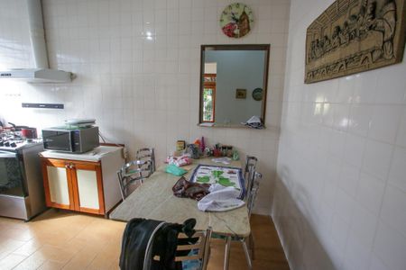 Casa para alugar com 285m², 3 quartos e 5 vagasCozinha