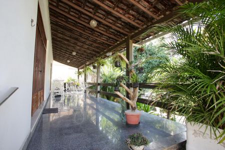 Casa para alugar com 285m², 3 quartos e 5 vagasVaranda