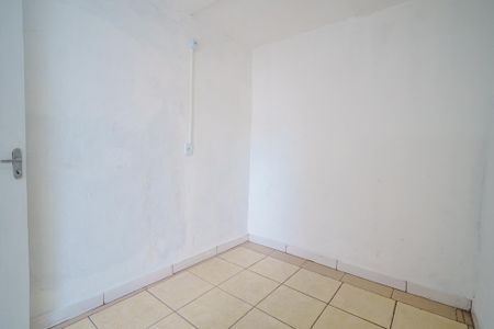 Casa para alugar com 35m², 2 quartos e sem vaga