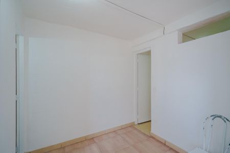 Casa para alugar com 2 quartos, 35m² em Vila Dalva, São Paulo