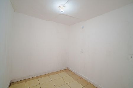 Casa para alugar com 2 quartos, 35m² em Vila Dalva, São Paulo