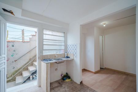 Casa para alugar com 35m², 2 quartos e sem vaga
