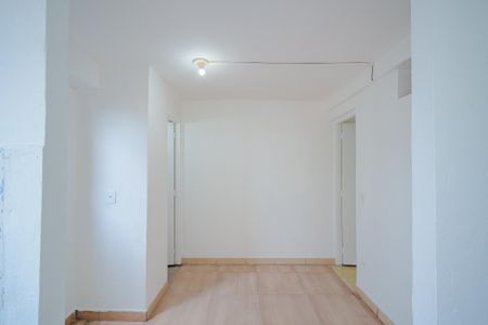 Casa para alugar com 35m², 2 quartos e sem vaga