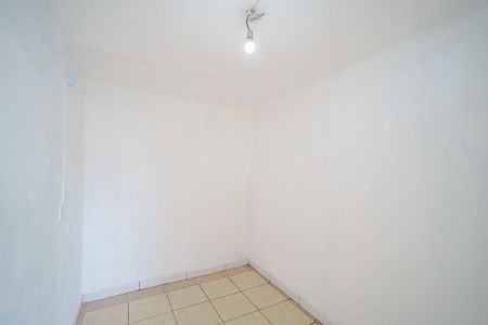 Casa para alugar com 35m², 2 quartos e sem vaga