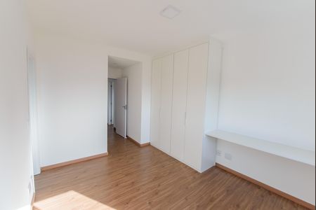 Apartamento para alugar com 108m², 3 quartos e 2 vagas Apartamento para alugar com 108m², 3 quartos e 2 vagasSuíte