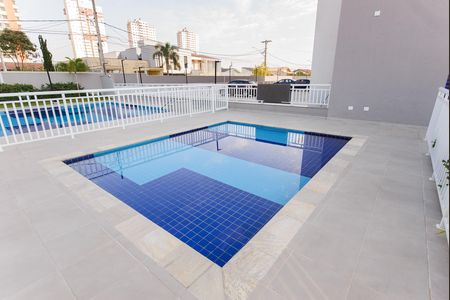 Apartamento para alugar com 108m², 3 quartos e 2 vagas Apartamento para alugar com 108m², 3 quartos e 2 vagasÁrea comum - Piscina Infantil