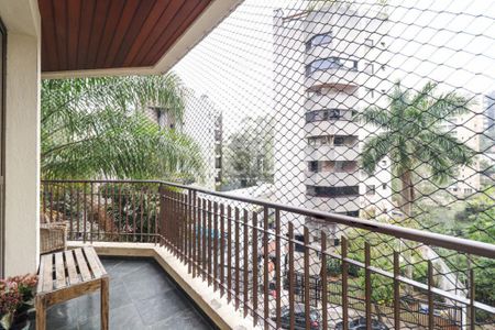Apartamento à venda com 168m², 3 quartos e 3 vagas