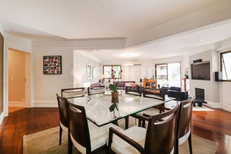 Apartamento à venda com 168m², 3 quartos e 3 vagas