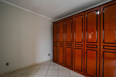 Casa para alugar com 70m², 2 quartos e 1 vaga Casa para alugar com 70m², 2 quartos e 1 vagaQuarto Suíte