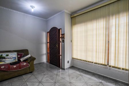 Casa para alugar com 70m², 2 quartos e 1 vaga Casa para alugar com 70m², 2 quartos e 1 vagaSala