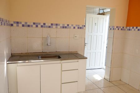 Cozinha de casa para alugar com 1 quarto, 45m² em Bussocaba, Osasco