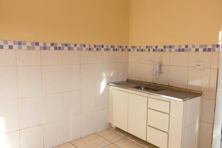Cozinha de casa para alugar com 1 quarto, 45m² em Bussocaba, Osasco