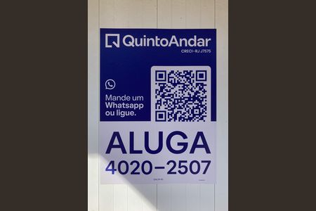 Casa de condomínio para alugar com 525m², 3 quartos e 2 vagas Casa de condomínio para alugar com 525m², 3 quartos e 2 vagasPlaca