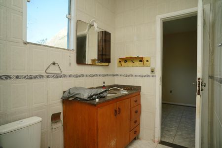 Casa de condomínio para alugar com 525m², 3 quartos e 2 vagas Casa de condomínio para alugar com 525m², 3 quartos e 2 vagasBanheiro do Quarto 3