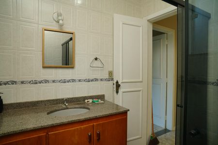 Casa de condomínio para alugar com 525m², 3 quartos e 2 vagas Casa de condomínio para alugar com 525m², 3 quartos e 2 vagasBanheiro Social