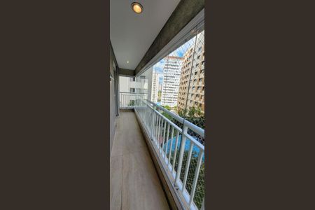 Apartamento à venda com 127m², 3 quartos e 2 vagas Apartamento à venda com 127m², 3 quartos e 2 vagasVaranda