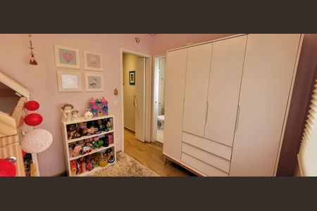 Apartamento à venda com 127m², 3 quartos e 2 vagas Apartamento à venda com 127m², 3 quartos e 2 vagasQuarto