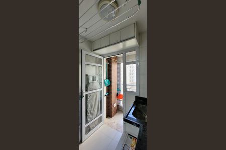 Apartamento à venda com 127m², 3 quartos e 2 vagas Apartamento à venda com 127m², 3 quartos e 2 vagasCozinha