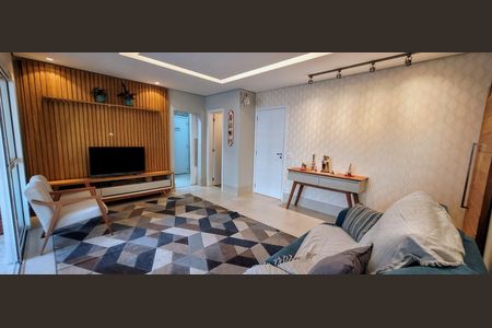 Apartamento à venda com 127m², 3 quartos e 2 vagas Apartamento à venda com 127m², 3 quartos e 2 vagasQuarto